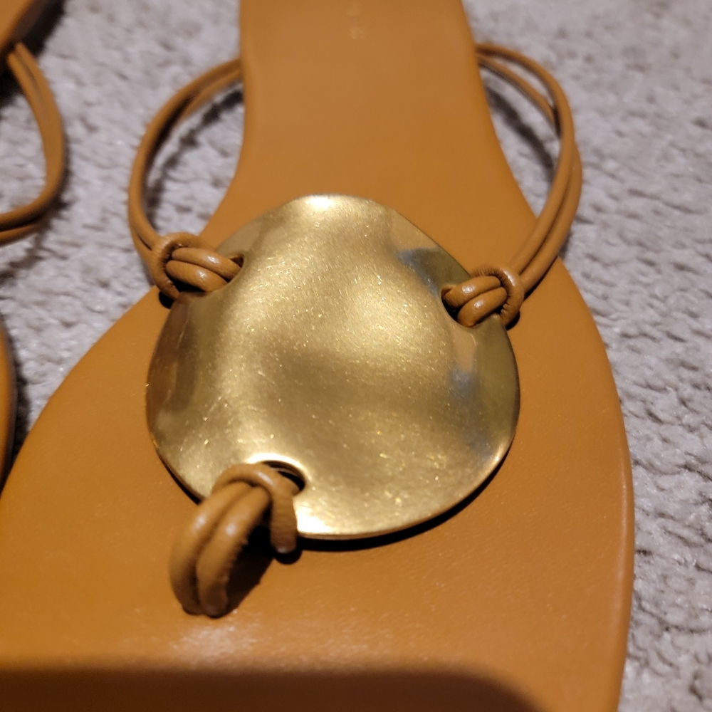 Tory Burch Patos Thong Sandal Caramel Corn Gold Size 9.5 - Picture 6 of 10